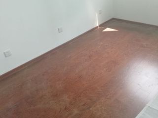 实木复合地板铺设