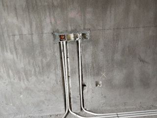 水、电管开槽施工