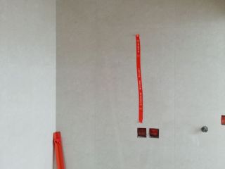 厨房、卫生间墙砖施作