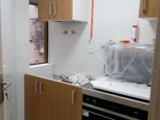 橱柜台面及台盆柜安装