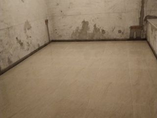 厨房、卫生间墙砖施作