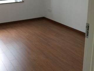 木地板铺设