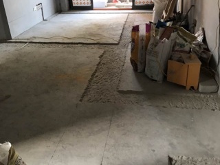 水、电管开槽施作