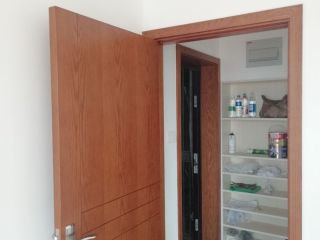 成品门及墙纸铺贴