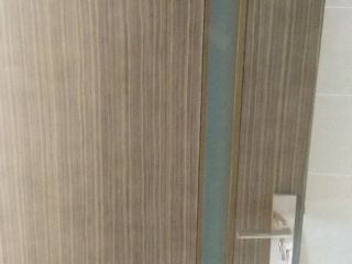 套装门、踢脚线安装