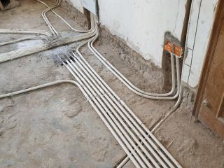 水电线管开槽施工
