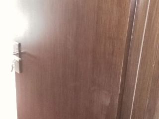 套装门、踢脚线安装