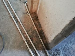 水、电管开槽施作