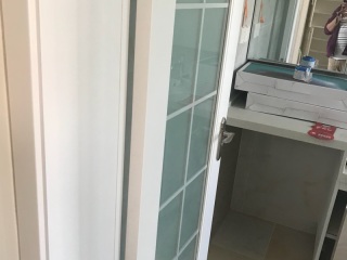 成品门及墙纸铺贴