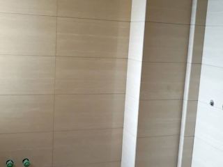 厨房、卫生间墙砖施作