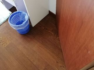 实木复合地板铺设