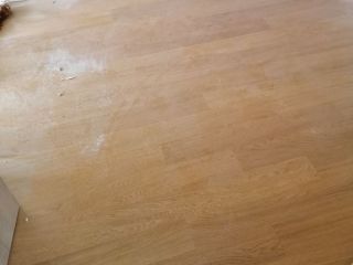 实木复合地板铺设
