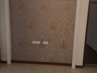 成品门及墙纸铺贴
