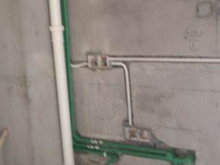 水、电管开槽施工