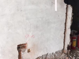 水、电管开槽施作