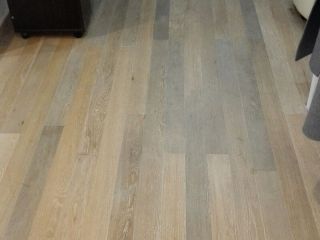 实木复合地板铺设