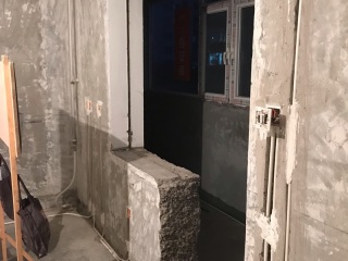 水、电管开槽施作