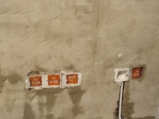 强、弱电布管，穿线施作