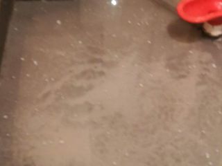 厨房、卫生间墙砖施作