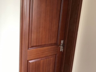 成品门及墙纸铺贴