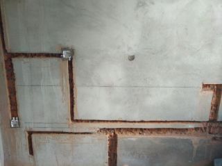 水、电管开槽施作