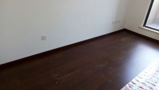 实木复合地板铺设