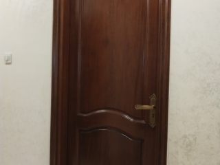 成品门及墙纸铺贴