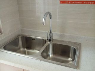 橱柜台面及台盆柜安装