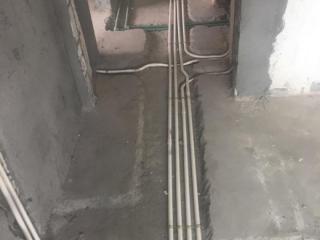 成品门及墙纸铺贴