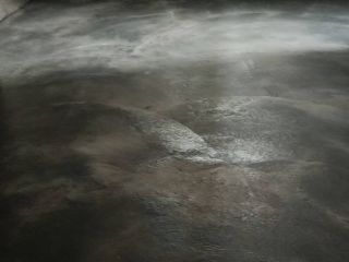 地砖铺贴及地面找平施作