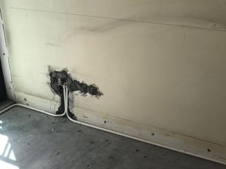 水、电管开槽施作