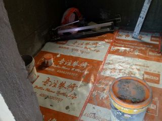 地砖铺贴及地面找平施作