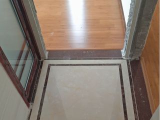成品门及墙纸铺贴