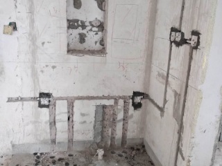 水、电管开槽施作