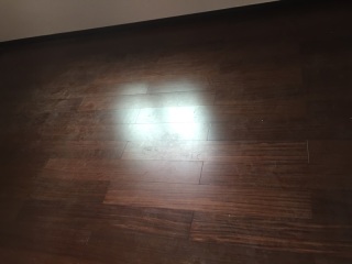 套装门、踢脚线安装