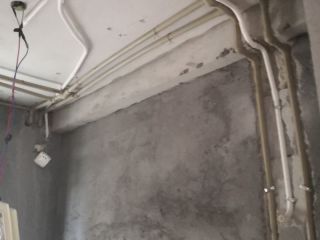 强、弱电路穿线施作