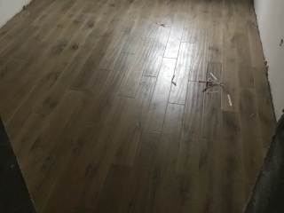 木地板铺设