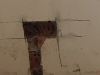 水、电管开槽施作