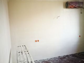 墙、顶面腻子批嵌