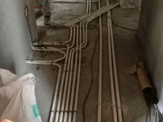 水、电管开槽施作