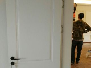 成品门及墙纸铺贴
