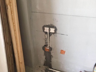 水、电管开槽施工