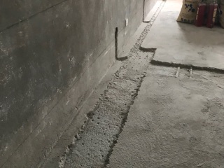 水、电管开槽施作