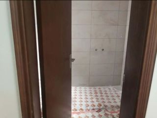 成品门及墙纸铺贴