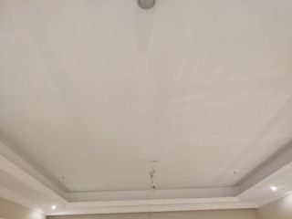 墙、顶面乳胶漆及墙纸铺贴