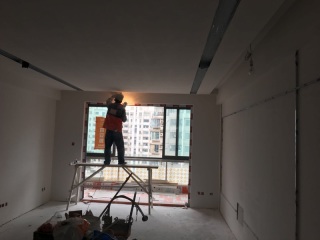 墙、顶面腻子批嵌