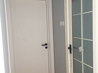 成品门及墙纸铺贴