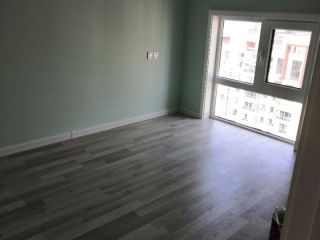 成品门及墙纸铺贴