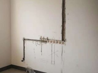 水、电管开槽施作