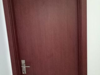 套装门、踢脚线安装